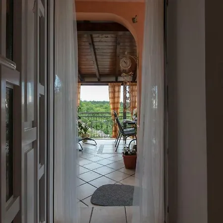 Paula Apartman