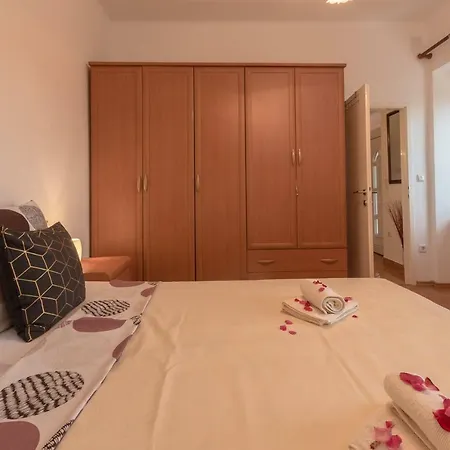 Apartman Paula Jadranovo