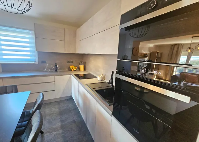 Paula Apartman